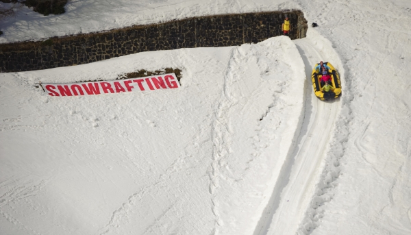 Snowrafting