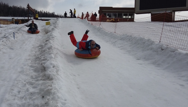 snowtubing