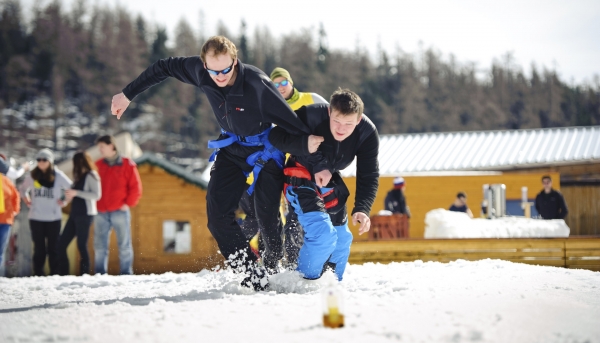 Bungee running